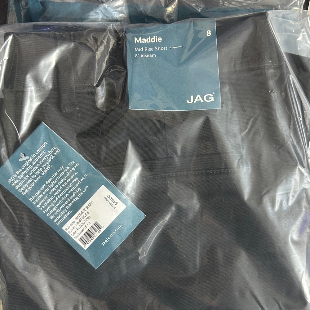 NWT JAG Women's Maddie Pull-on Shorts size 8 Black 8-inch Inseam - Picture 4 of 5